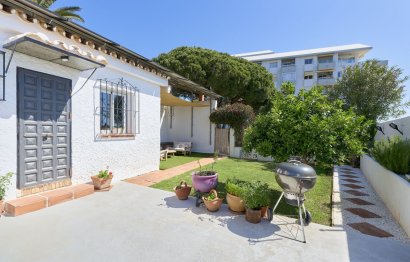 Resale - House - Detached Villa - Fuengirola - Fuengirola Centro