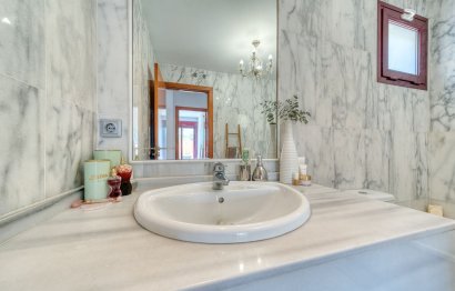 Resale - House - Detached Villa - Benahavís - Benahavís Centro