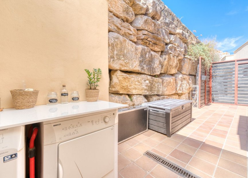 Resale - House - Detached Villa - Benahavís - Benahavís Centro