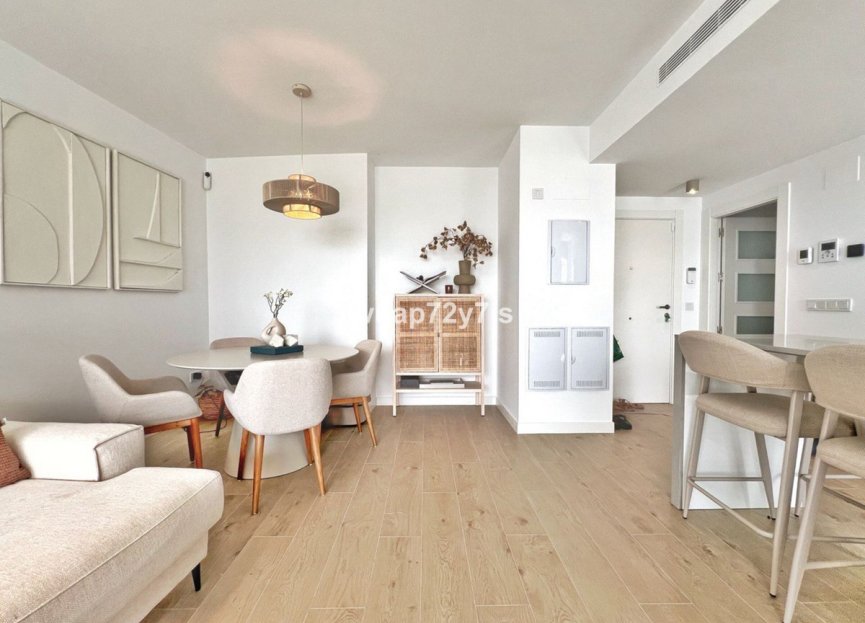 Resale - Ground floor apartment - Estepona - Estepona Centro