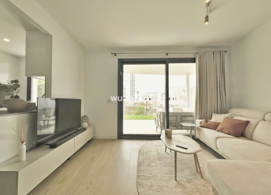 Resale - Ground floor apartment - Estepona - Estepona Centro