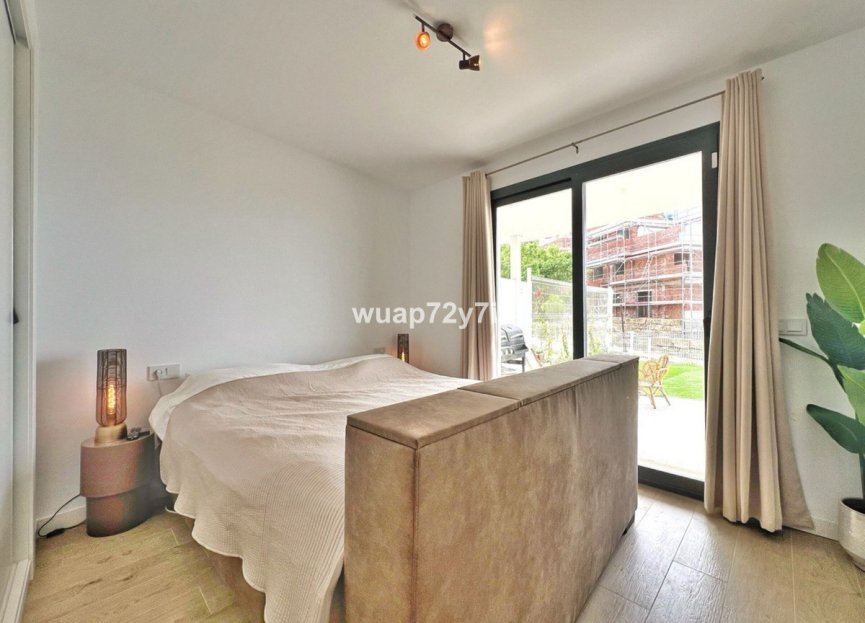 Resale - Ground floor apartment - Estepona - Estepona Centro