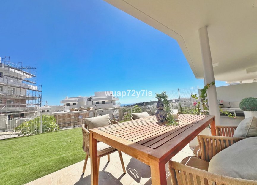 Resale - Ground floor apartment - Estepona - Estepona Centro