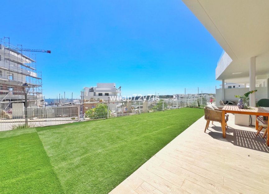 Resale - Ground floor apartment - Estepona - Estepona Centro