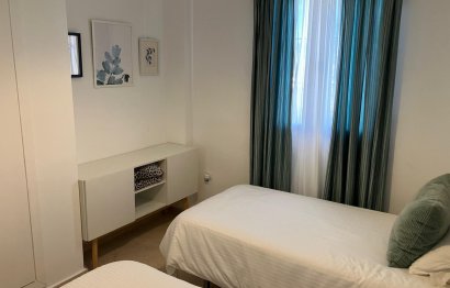 Resale - Apartment - Middle Floor Apartment - Casares - Casares Playa