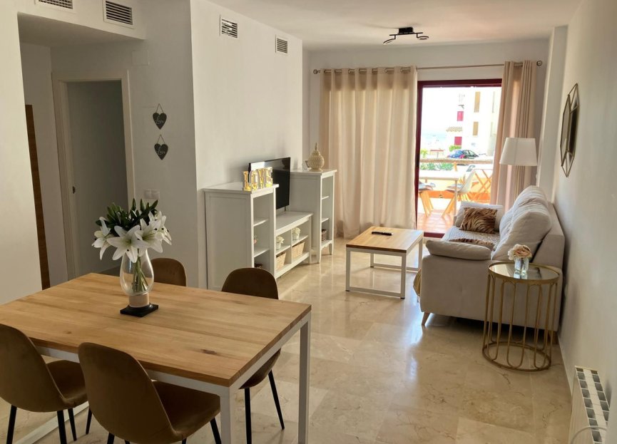 Resale - Apartment - Middle Floor Apartment - Casares - Casares Playa