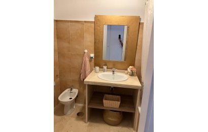 Resale - Apartment - Middle Floor Apartment - Casares - Casares Playa