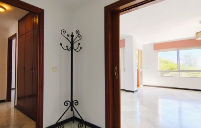 Resale - Apartment - Middle Floor Apartment - Marbella - San Pedro De Alcantara