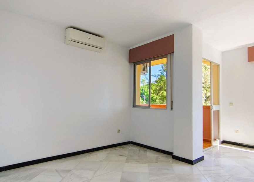 Resale - Apartment - Middle Floor Apartment - Marbella - San Pedro De Alcantara