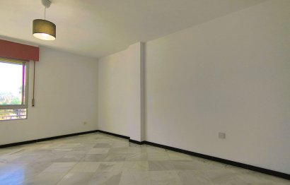 Resale - Apartment - Middle Floor Apartment - Marbella - San Pedro De Alcantara