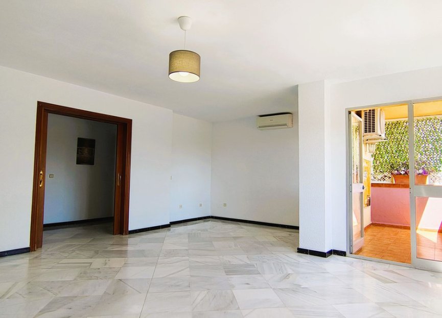 Resale - Apartment - Middle Floor Apartment - Marbella - San Pedro De Alcantara