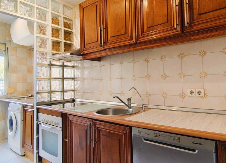 Resale - Apartment - Middle Floor Apartment - Marbella - San Pedro De Alcantara