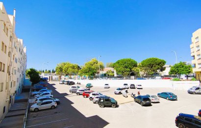 Resale - Apartment - Middle Floor Apartment - Marbella - San Pedro De Alcantara