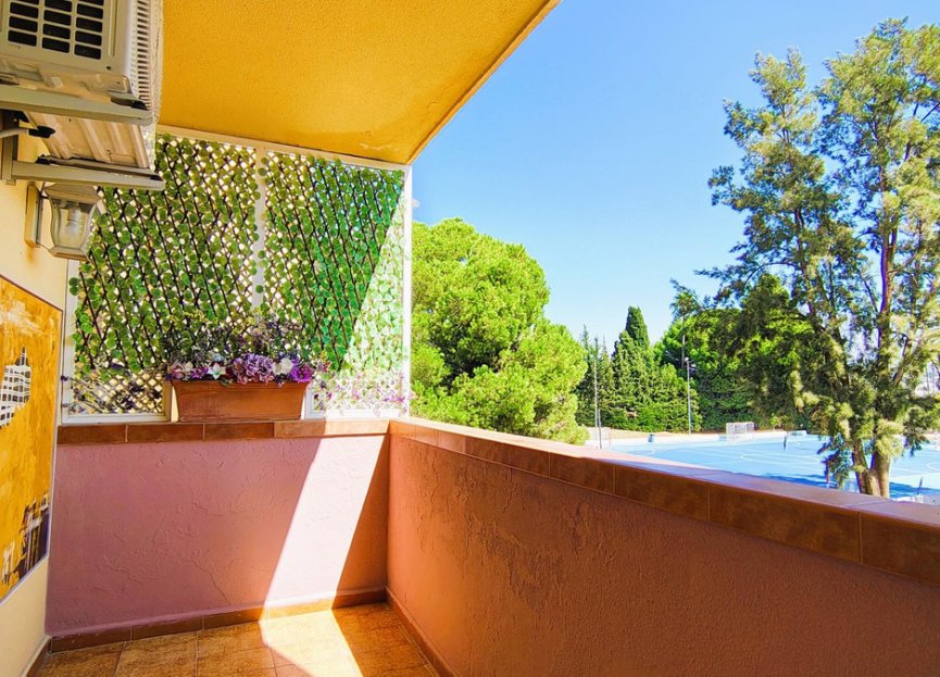 Resale - Apartment - Middle Floor Apartment - Marbella - San Pedro De Alcantara