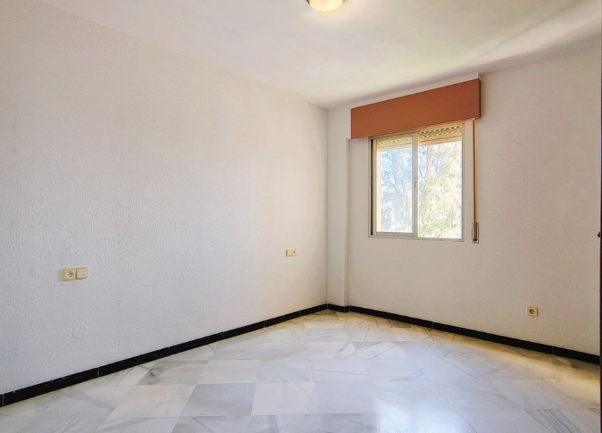 Resale - Apartment - Middle Floor Apartment - Marbella - San Pedro De Alcantara