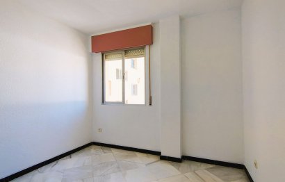 Resale - Apartment - Middle Floor Apartment - Marbella - San Pedro De Alcantara