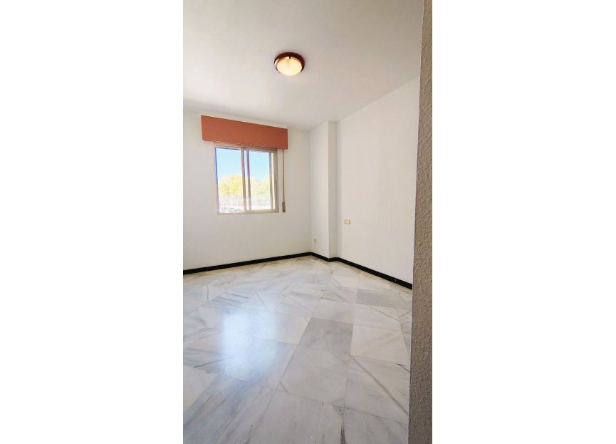 Resale - Apartment - Middle Floor Apartment - Marbella - San Pedro De Alcantara