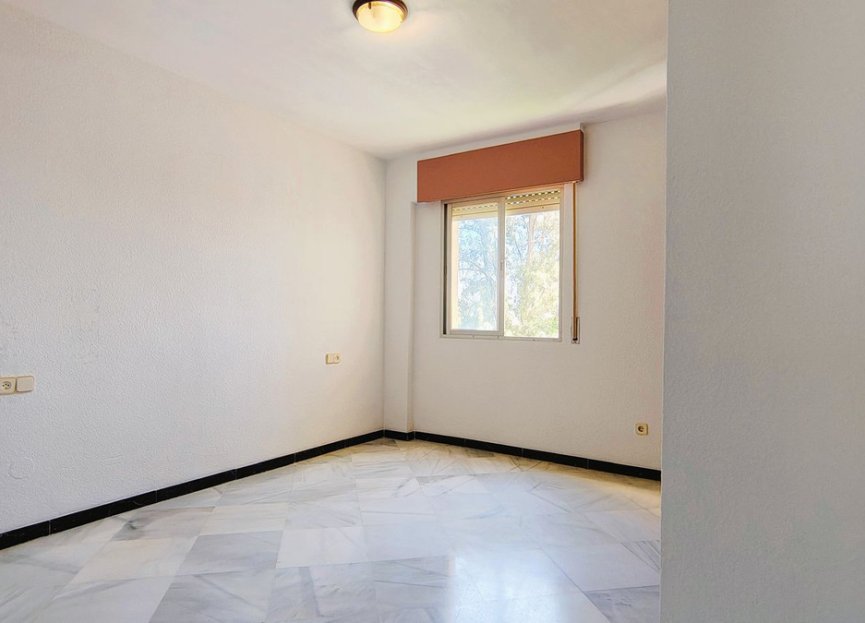 Resale - Apartment - Middle Floor Apartment - Marbella - San Pedro De Alcantara