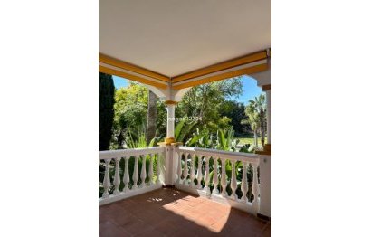 Resale - Apartment - Middle Floor Apartment - Marbella - Puerto Banús