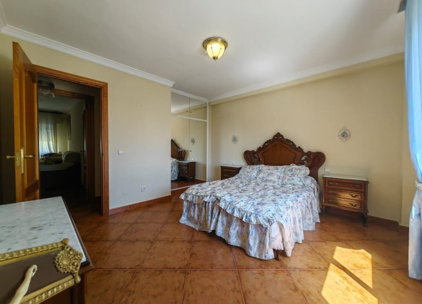 Resale - Apartment - Middle Floor Apartment - Marbella - San Pedro De Alcantara