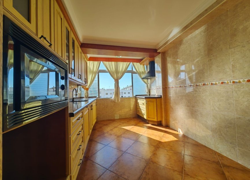 Resale - Apartment - Middle Floor Apartment - Marbella - San Pedro De Alcantara