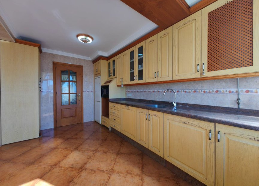 Resale - Apartment - Middle Floor Apartment - Marbella - San Pedro De Alcantara