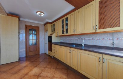 Resale - Apartment - Middle Floor Apartment - Marbella - San Pedro De Alcantara