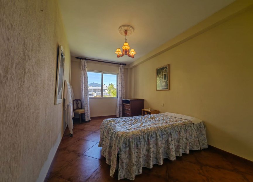 Resale - Apartment - Middle Floor Apartment - Marbella - San Pedro De Alcantara