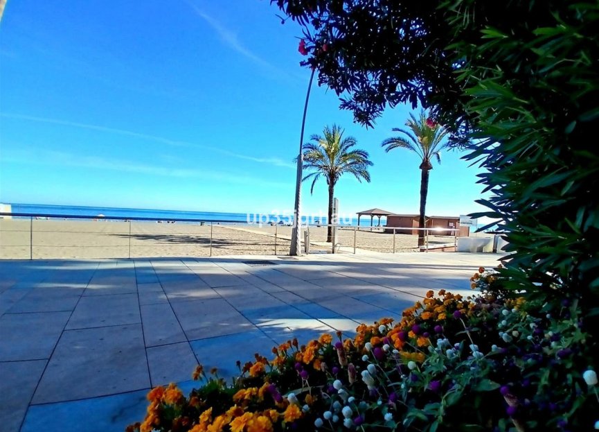 Resale - House - Detached Villa - Estepona - Estepona Centro