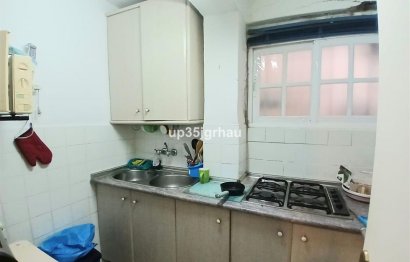 Resale - House - Detached Villa - Estepona - Estepona Centro