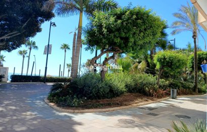 Resale - House - Detached Villa - Estepona - Estepona Centro