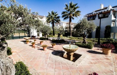 Resale - House - Detached Villa - Estepona - Estepona Centro