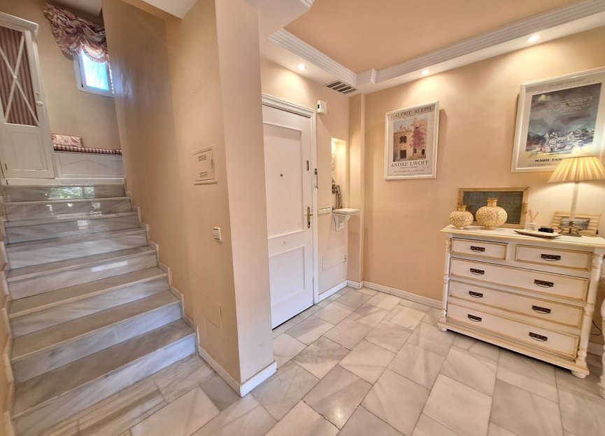 Resale - Apartment - Penthouse - Marbella - Elviria