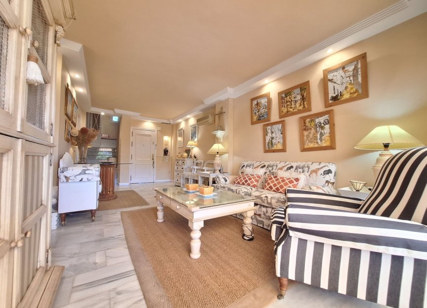 Resale - Apartment - Penthouse - Marbella - Elviria