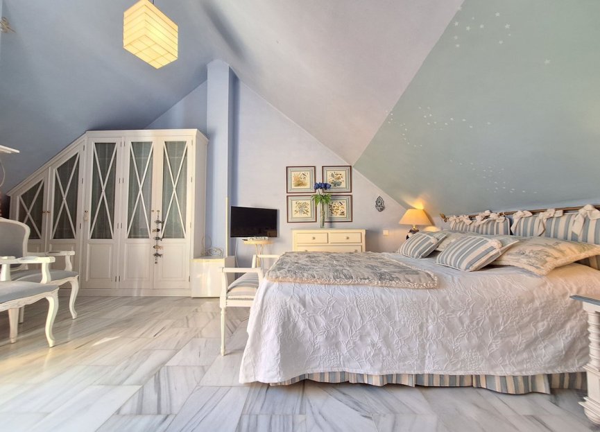 Resale - Apartment - Penthouse - Marbella - Elviria