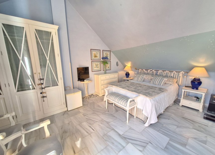 Resale - Apartment - Penthouse - Marbella - Elviria
