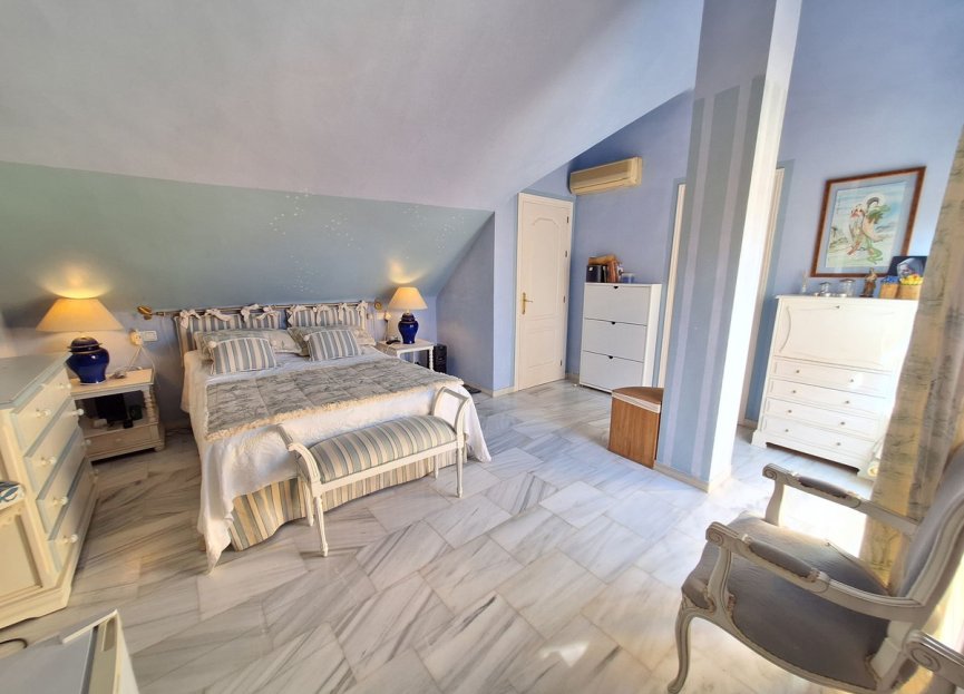 Resale - Apartment - Penthouse - Marbella - Elviria