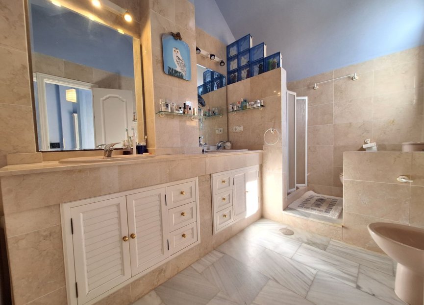 Resale - Apartment - Penthouse - Marbella - Elviria