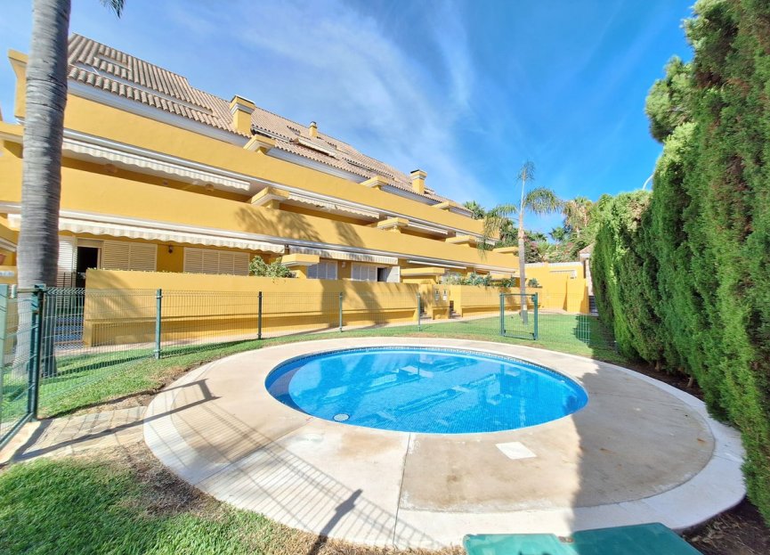 Resale - Apartment - Penthouse - Marbella - Elviria