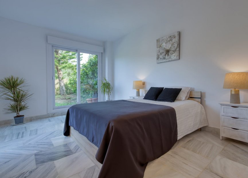 Resale - House - Detached Villa - Benahavís - Benahavís Centro