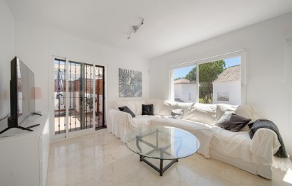 Resale - Apartment - Penthouse - Marbella - Nueva Andalucia