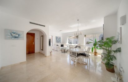 Resale - Apartment - Penthouse - Marbella - Nueva Andalucia