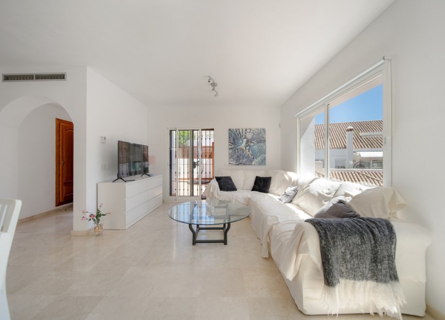 Resale - Apartment - Penthouse - Marbella - Nueva Andalucia