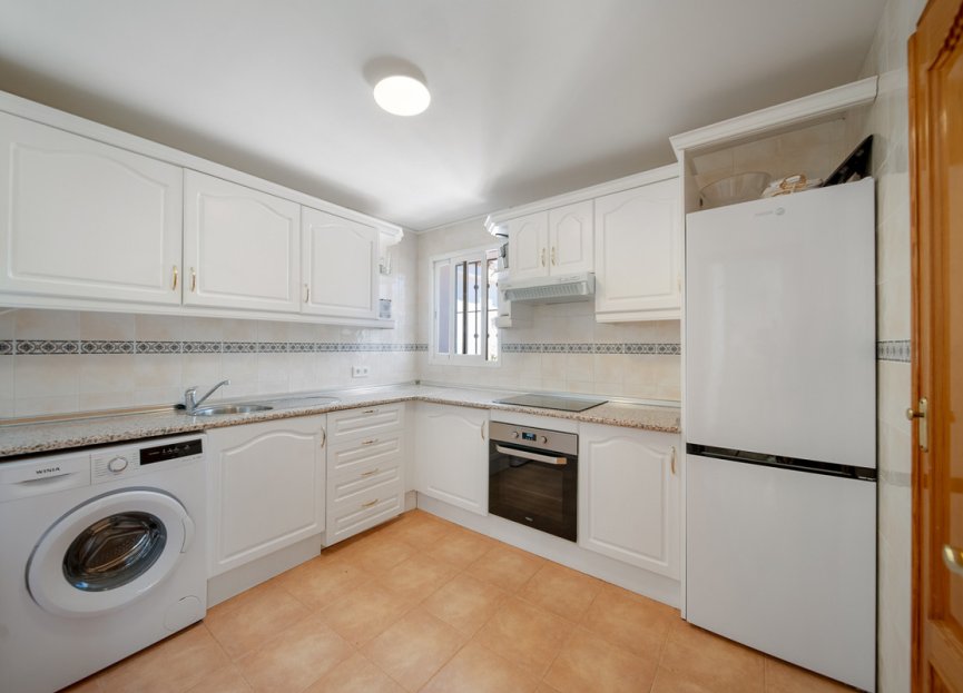 Resale - Apartment - Penthouse - Marbella - Nueva Andalucia