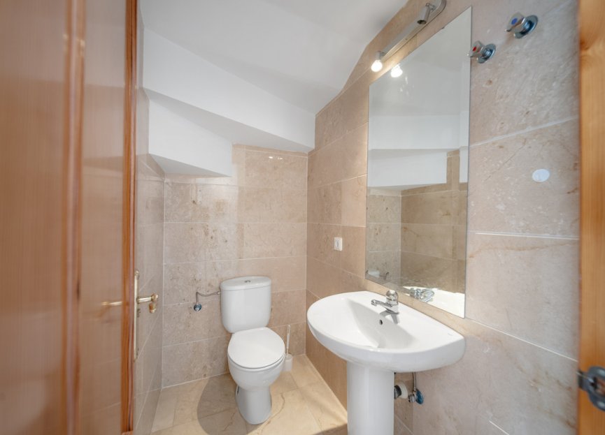 Resale - Apartment - Penthouse - Marbella - Nueva Andalucia