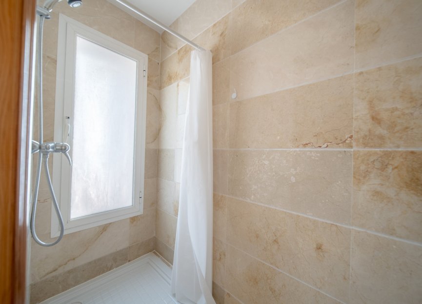 Resale - Apartment - Penthouse - Marbella - Nueva Andalucia