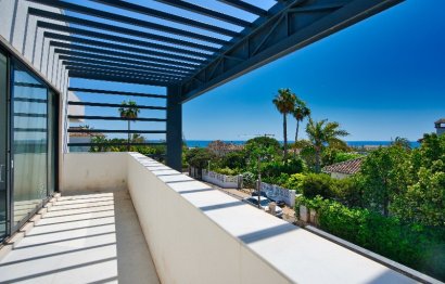 Resale - House - Detached Villa - Marbella - Marbesa