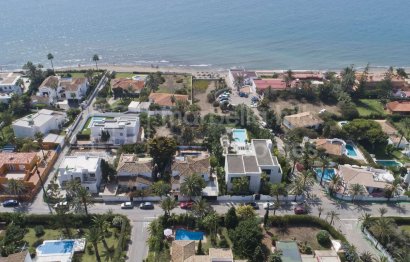 Resale - House - Detached Villa - Marbella - Marbesa