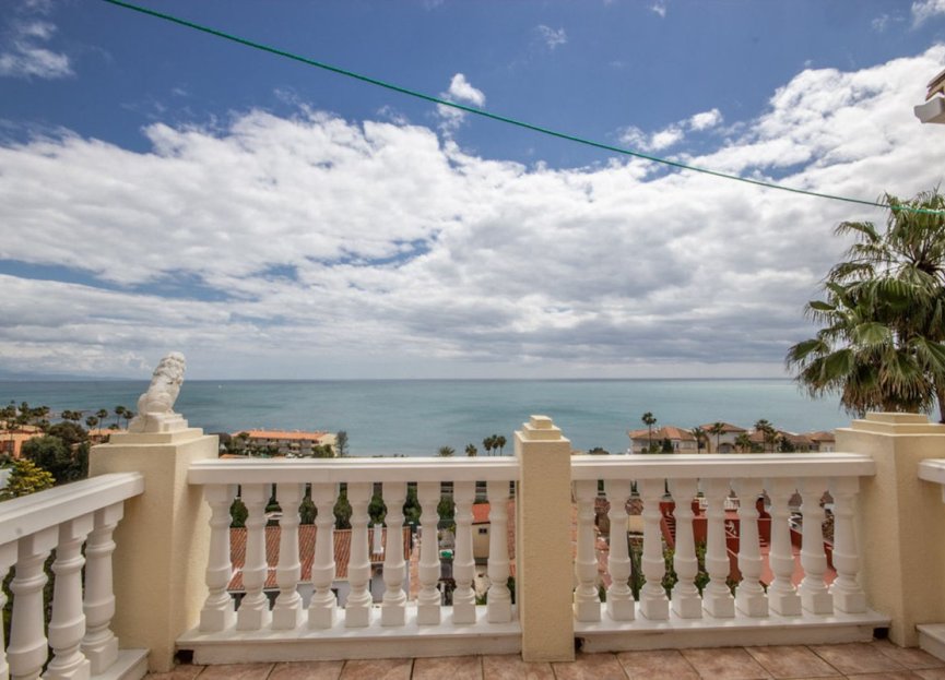 Reventa - House - Detached Villa - Estepona - Estepona Centro