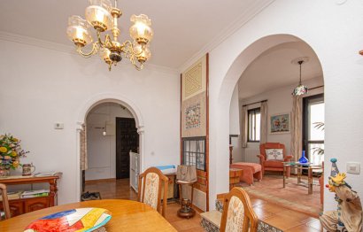 Reventa - House - Detached Villa - Estepona - Estepona Centro